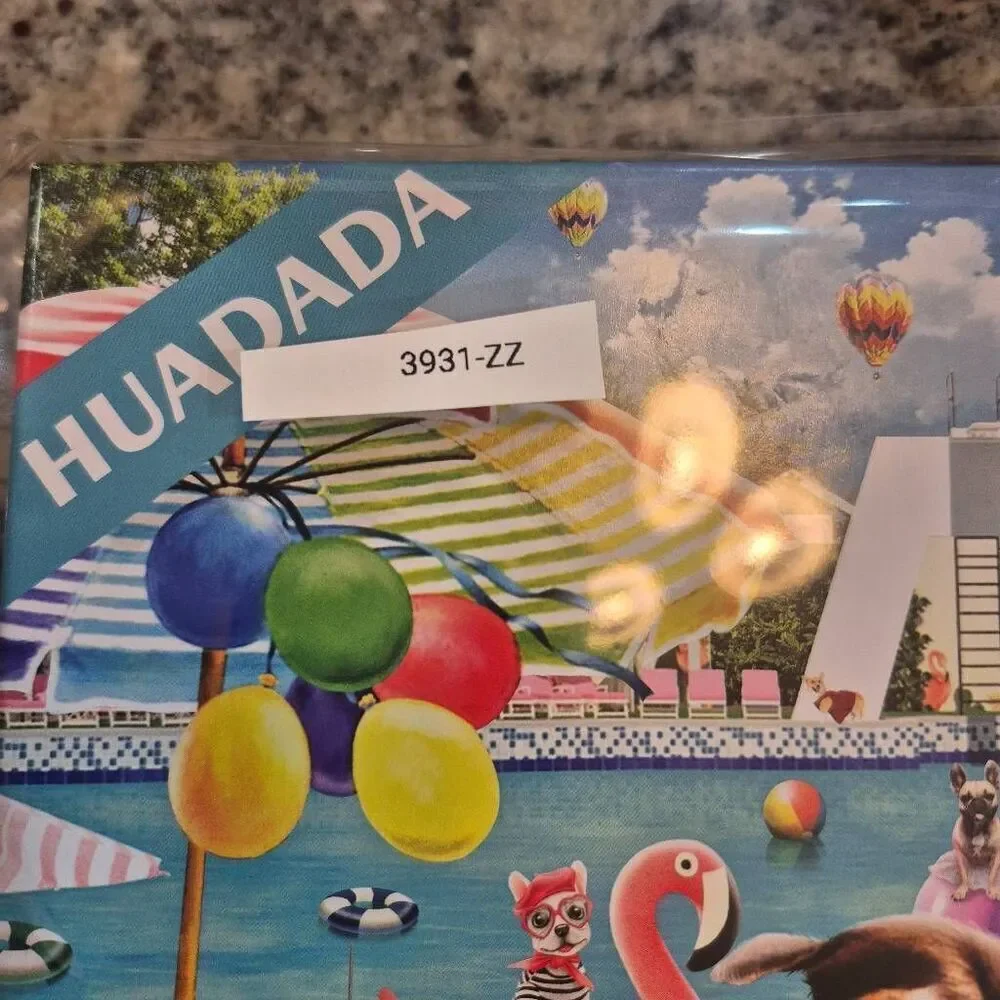 Huadada Dog Water Park 1000 pc Jigsaw Puzzle
